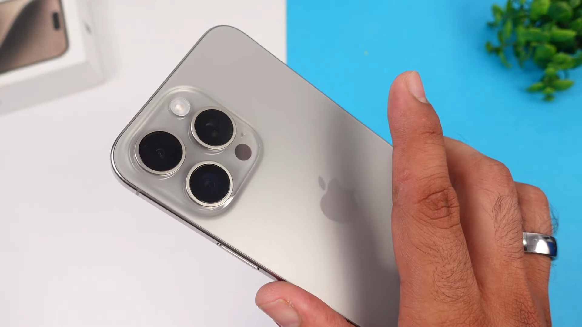 iPhone-15-Pro_Pro-Max